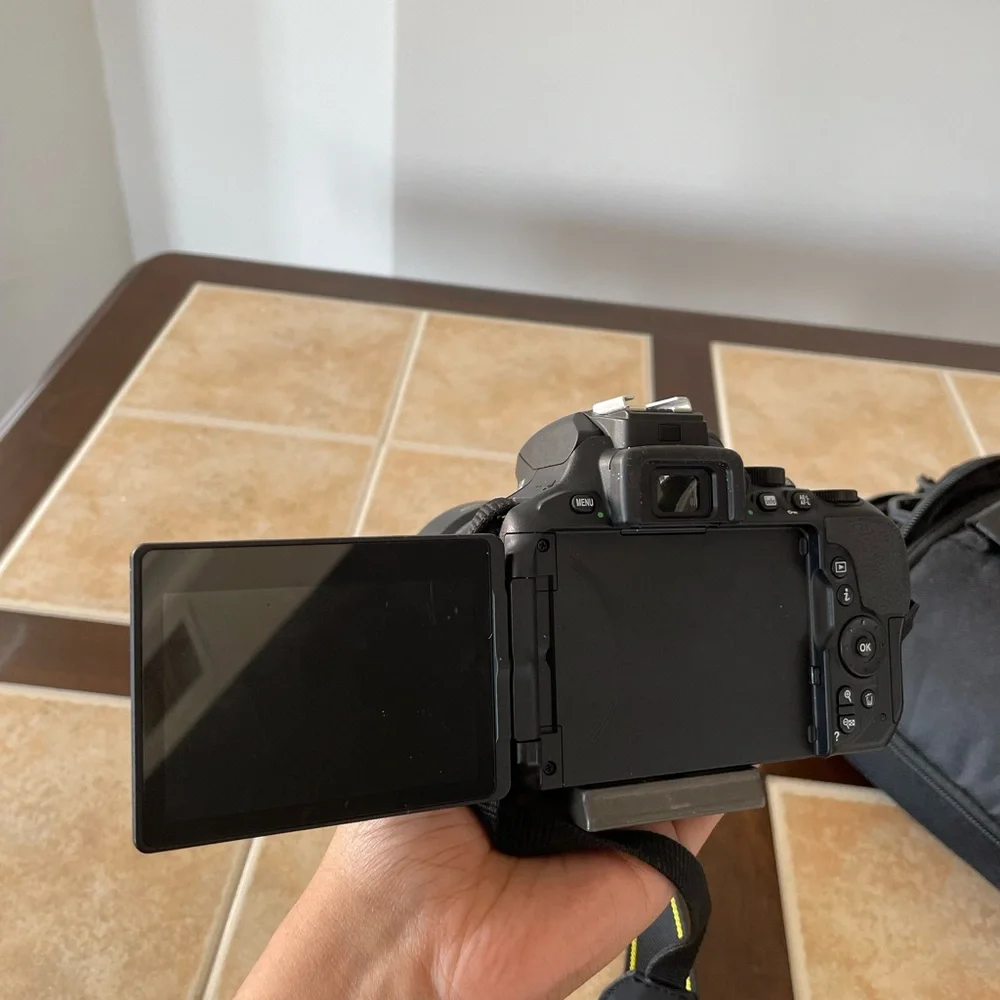 Nikon D5600 with Lens